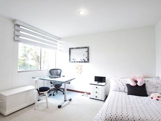 Casa que deslumbra en Gratamira, Bogotá