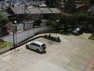 Foto 13 de ELEGANTE Y CLASICO DEPARTAMENTO EN BELLAVISTA EN EDIFICIO DE LUJO
