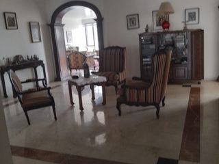 Foto 19 de ELEGANTE Y CLASICO DEPARTAMENTO EN BELLAVISTA EN EDIFICIO DE LUJO
