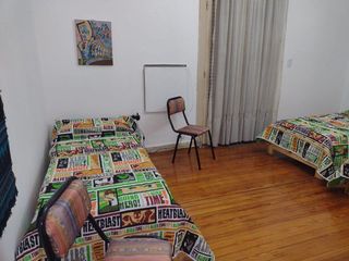 Foto 20 de Flores Norte Alquiler de casa tipo duplex 170 mts - 3 cuartos 2 baños - AMOBLADA hasta 7 personas o Profesional vacia