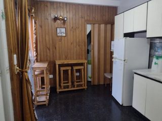 Foto 5 de Flores Norte Alquiler de casa tipo duplex 170 mts - 3 cuartos 2 baños - AMOBLADA hasta 7 personas o Profesional vacia