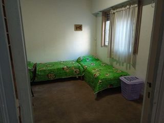 Foto 14 de Flores Norte Alquiler de casa tipo duplex 170 mts - 3 cuartos 2 baños - AMOBLADA hasta 7 personas o Profesional vacia