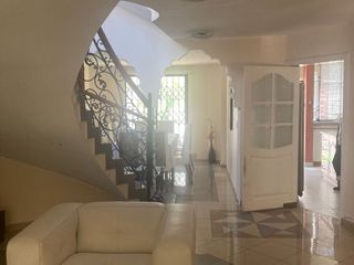 Foto 4 de VENTA CASA UNIFAMILIAR EN CONJUNTO PRIVADO 3 DORMITORIOS, ÁREA DE SERVICIO, ÁREAS COMUNALES, CERCA DEL CENTRO COMERCIAL SAN LUIS