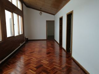 Rento excelente casa para oficinas, consultorios