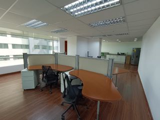 Oficina Amoblada De Renta 85m2 - Sector La Carolina
