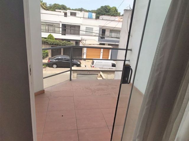 ALQUILO DPTO 175m2 $800 EN DÓLARES PISO 2 SIN AMOBLAR  -  03 DORM + 02 COCHERAS EN SURCO