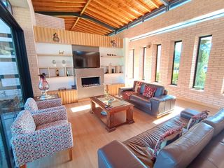 Foto 4 de New, Modern Home in Community with Lakes, Sports Areas and Nature Trails, La Ceja