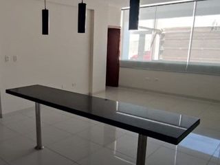 Foto 2 de VENDO DEPARTAMENTO EN LA URB.QUINTA ANAMARIA - PIURA