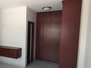 Foto 3 de VENDO DEPARTAMENTO EN LA URB.QUINTA ANAMARIA - PIURA