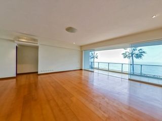 Foto 15 de VENDO TRIPLEX 783M2 MALECON PAUL HARRIS BARRANCO