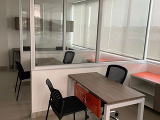 Foto 14 de Oficina de Venta Frente a la Joya