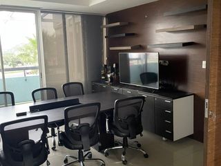 Foto 9 de Oficina de Venta Frente a la Joya