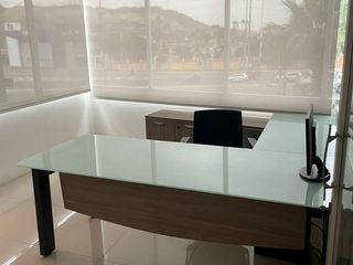 Foto 2 de Oficina de Venta Frente a la Joya