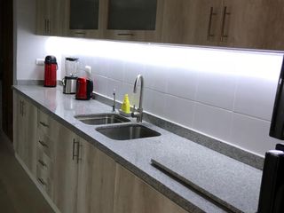 Foto 9 de VENTA DE UN HERMOSO DEPARTAMENTO EN PRIMER PISO CON COCHERA EN BARRANCO DE 135 M2