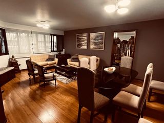 Foto 1 de VENTA DE UN HERMOSO DEPARTAMENTO EN PRIMER PISO CON COCHERA EN BARRANCO DE 135 M2