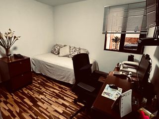 Foto 18 de VENTA DE UN HERMOSO DEPARTAMENTO EN PRIMER PISO CON COCHERA EN BARRANCO DE 135 M2