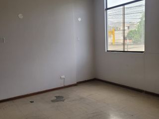 SURCO, LOCAL COMERCIAL EN ALQUILER