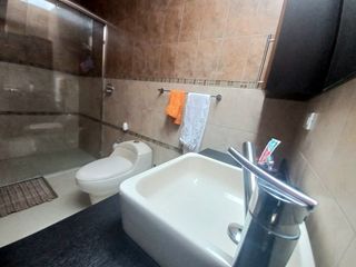 CASA ESQUINERA EN VENTA SECTOR OCHOA LEON