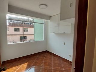 Foto 15 de VENTA ACOGEDOR DEPARTAMENTO 2DO PISO SAN JUAN  DE MIRAFLORES