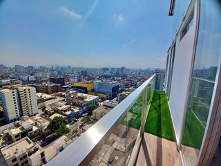 Foto 2 de SE ALQUILA ESPECTACULAR TRIPLEX CON INCREIBLE VISTA A LA CIUDAD