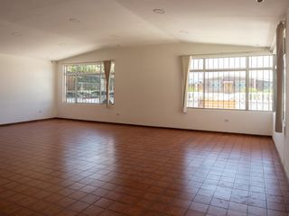 RENTO CASA EN PUEMBO, 5 DORMITORIOS, PRECIOSOS JARDINES Y PISCINA