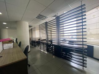 Foto 13 de Se venden oficinas + bodegas + parqueos the Point