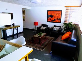 Foto 2 de CHAPINERO NORTE. AMOBALDO. SUPERLOCALIZACION. IDEAL TELETRABAJO. 90 m2