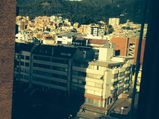Foto 14 de CHAPINERO NORTE. AMOBALDO. SUPERLOCALIZACION. IDEAL TELETRABAJO. 90 m2