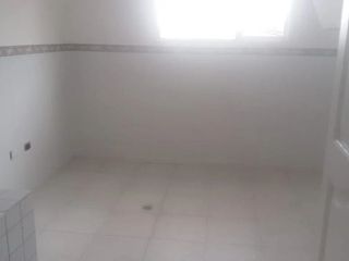 Foto 11 de 220 m² Venta Departamento 3 Dorm. en El Pinar Alto