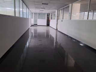 Foto 9 de LOCAL INDUSTRIAL / COMERCIAL - VENTA O ALQUILER (SAN LUIS)