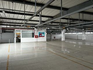 Foto 12 de LOCAL INDUSTRIAL / COMERCIAL - VENTA O ALQUILER (SAN LUIS)