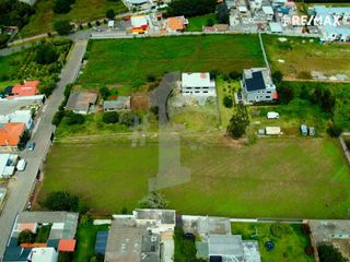 Terreno Comercial o Residencial en Venta en Puembo Cerca del Parque Central