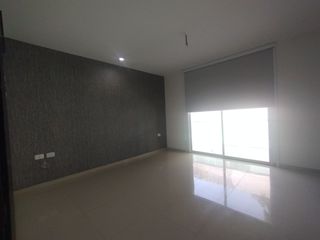Foto 4 de Casa en arriendo en Ciudad Jardín.