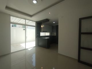 Foto 13 de Casa en arriendo en Ciudad Jardín.
