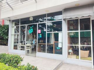 Foto 3 de L29 - Alquiler Local Comercial en Olivos Park - Ceibos - Guayaquil