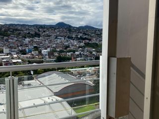 Departamento en venta en Loja frente al colegio Bernardo Valdivieso