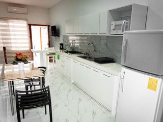 DEPARTAMENTO AMOBLADO EN ALQUILER CERCA AL HOTEL ORO VERDE, MACHALA