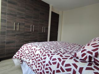 CALDERÓN / VENDO HERMOSA CASA A ESTRENAR / VIP.