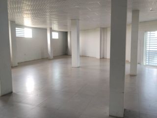 Foto 3 de Durán - alquilo local comercial ideal para varios negocios (J Luna)