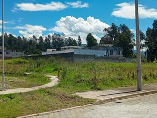 Terrenos en VENTA de 200m2, excelente ubicación de Conocoto, sector la Salle. Quito, Ecuador