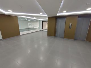 Foto 5 de RENTO 2 OFICINAS  EN  UN MISMO PISO SECTOR NNUU CERCA CENTROS COMERCIALES CCI, CARACOL