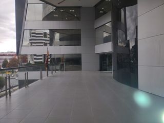 Foto 10 de RENTO 2 OFICINAS  EN  UN MISMO PISO SECTOR NNUU CERCA CENTROS COMERCIALES CCI, CARACOL