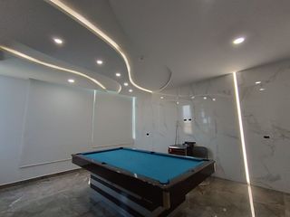 Foto 17 de Venta de Edificio/Oficina Comercial amoblado en la Cooperativa La Fragata, Guayaquil-Ecuador