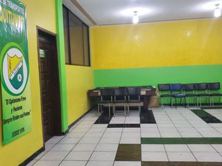 Foto 4 de CASA COMERCIAL EN VENTA - SECTOR SOLANDA