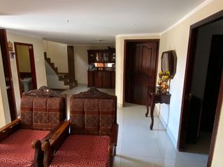 Foto 11 de Casa en Venta Frente al Terminal Terrestre de Portoviejo