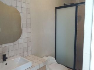 Foto 27 de Venta de Casa de estreno 3 pisos con Piscina en Piura