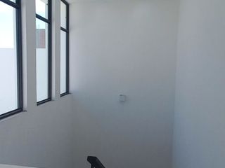 Foto 16 de Venta de Casa de estreno 3 pisos con Piscina en Piura