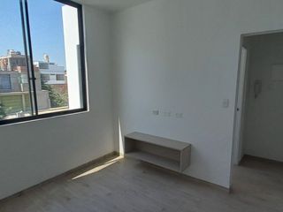 Foto 23 de Venta de Casa de estreno 3 pisos con Piscina en Piura
