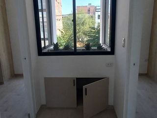 Venta de Casa de estreno 3 pisos con Piscina en Piura