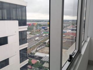 Foto 1 de VENTA DE OFICINA EN PLATINIUM (MILLENIUM) DIAGONAL AL CC EL DORADO